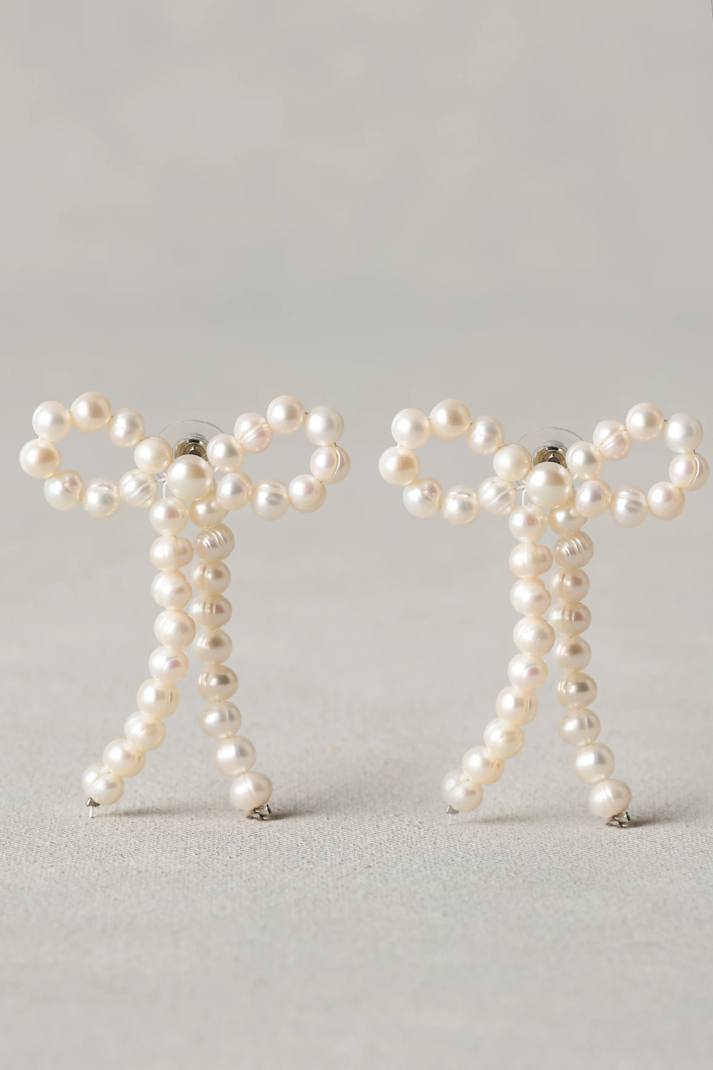 Pearl Bow Earrings - Cream - Image 3