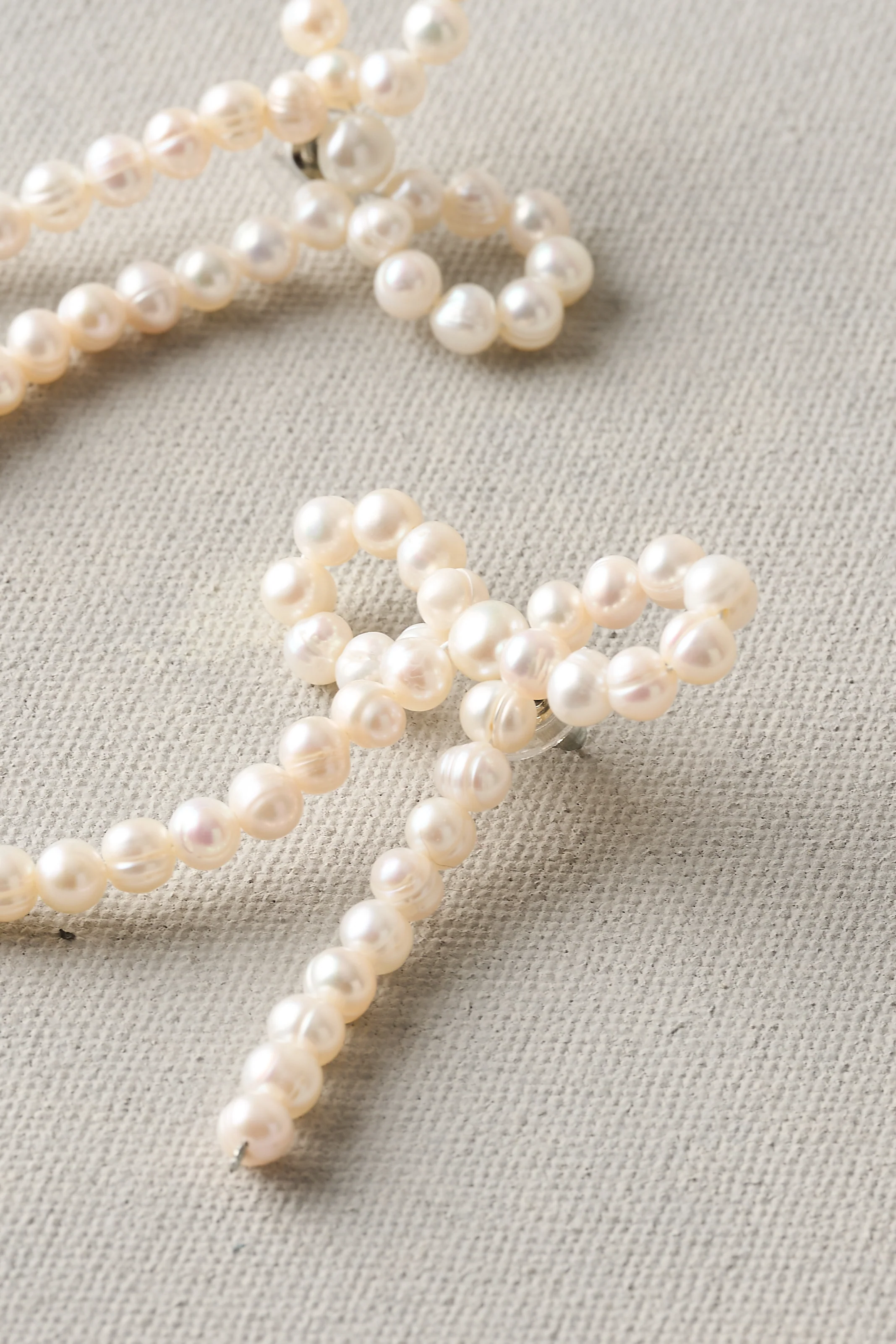 Pearl Bow Earrings - Cream - Image 4